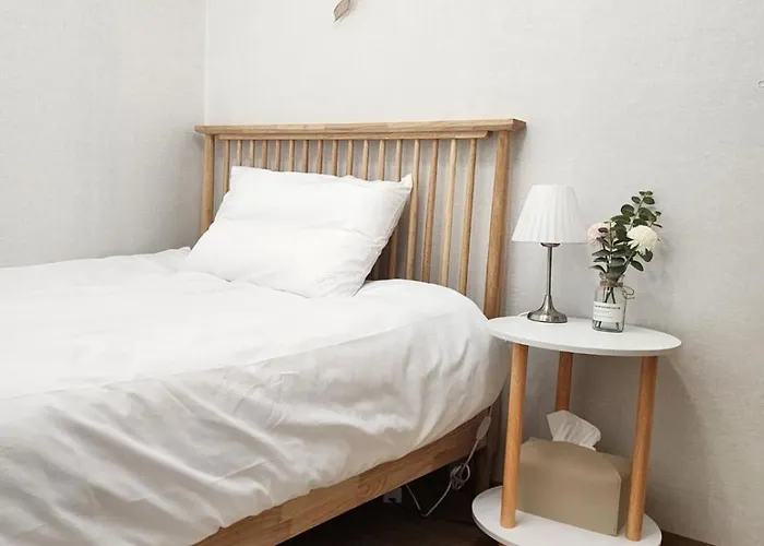 Songjeong Station 7 Minutes On Foot, Gimpo Airport 2 Minutes, Hongdae 25 Minutes, Station 30 Minutes , Luggage Storage, Airport Bus Apartamento Seúl